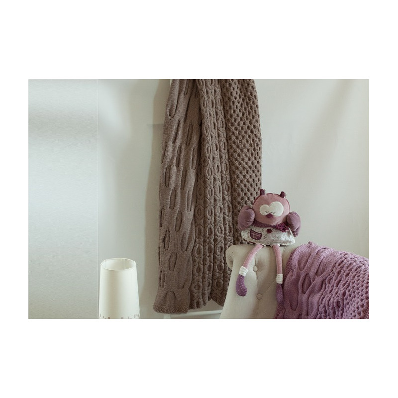 Kit Tricot "Couverture Cocoon" : Créez un Chef-d'Œuvre en Torsades pour Bébé Kit Tricot "Couverture Cocoon" : Créez un Chef-d'Œuvre en Torsades pour Bébé