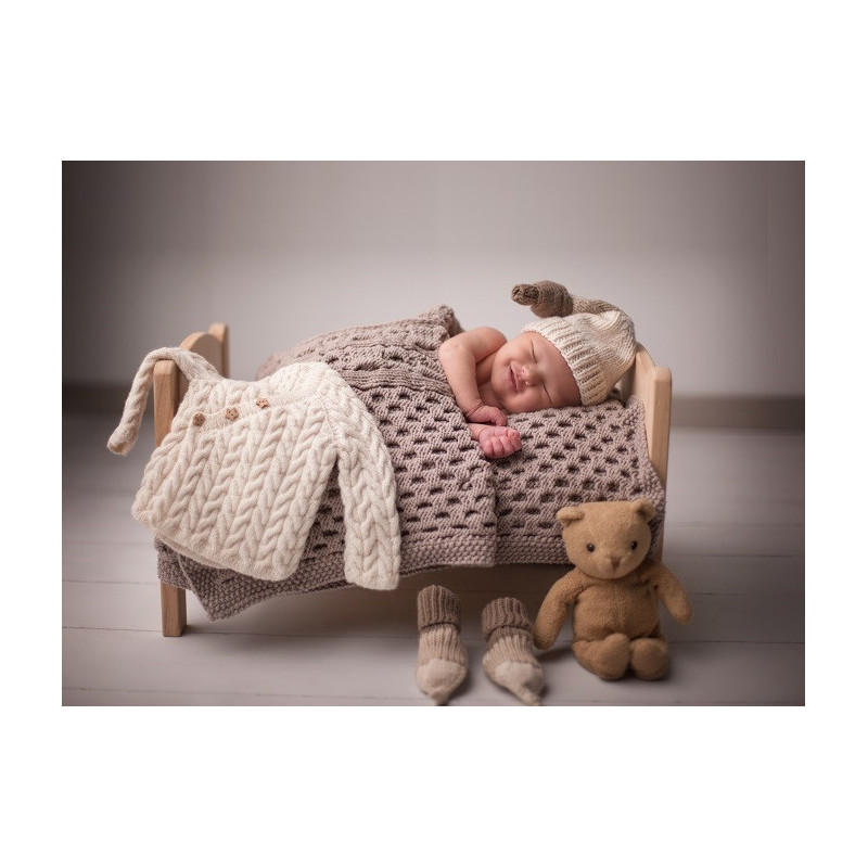 Kit Tricot "Couverture Cocoon" :Couverture pour lit à barreaux en Torsades pour Bébé Kit Tricot "Couverture Cocoon" :Couverture pour lit à barreaux en Torsades pour Bébé