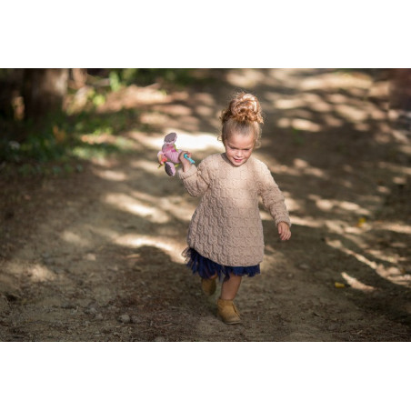 "Effet Papillon : La Robe Tunique Qui Fait Sensation !"