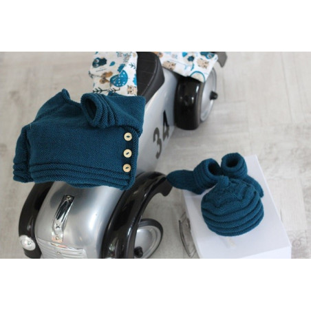 L'ensemble Tricot "Bébé Indigo : La Naissance d'une Étoile