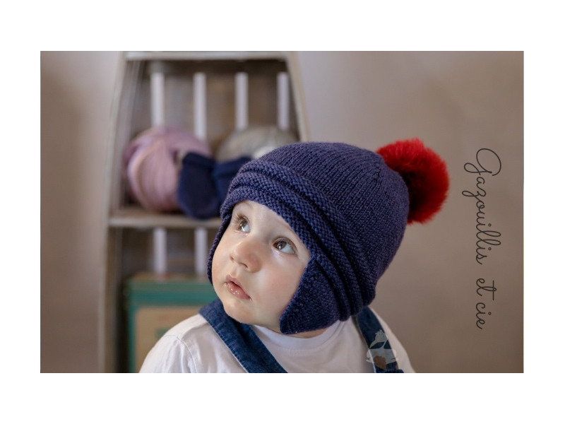 Ensemble bonnet et moufles bébé au tricot