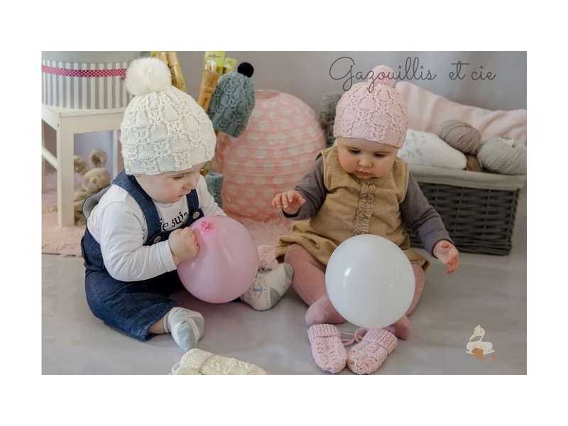 Doux-Doux, bonnet et moufles bébé tricoté en soie et laine Française  mérinos.